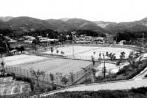和束運動公園の白黒写真